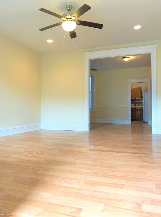 Building Photo - 2 br, 1 bath  - 5907 Carpenter St Fl 1