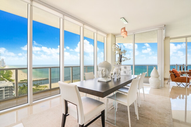 Building Photo - 10225 Collins Ave