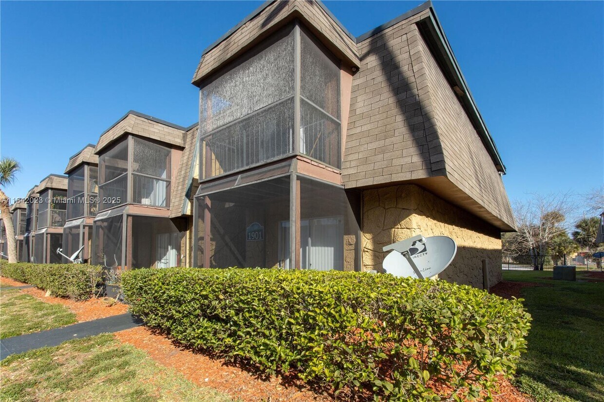 Foto principal - 1919 S Semoran Blvd