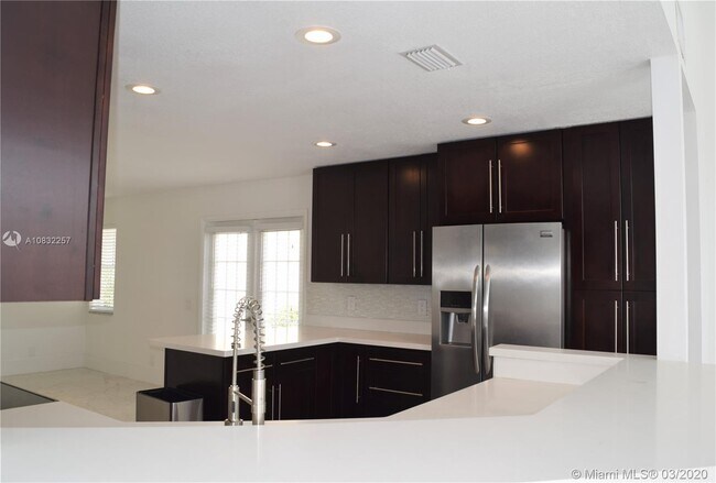 Building Photo - 1390 Seabay Rd