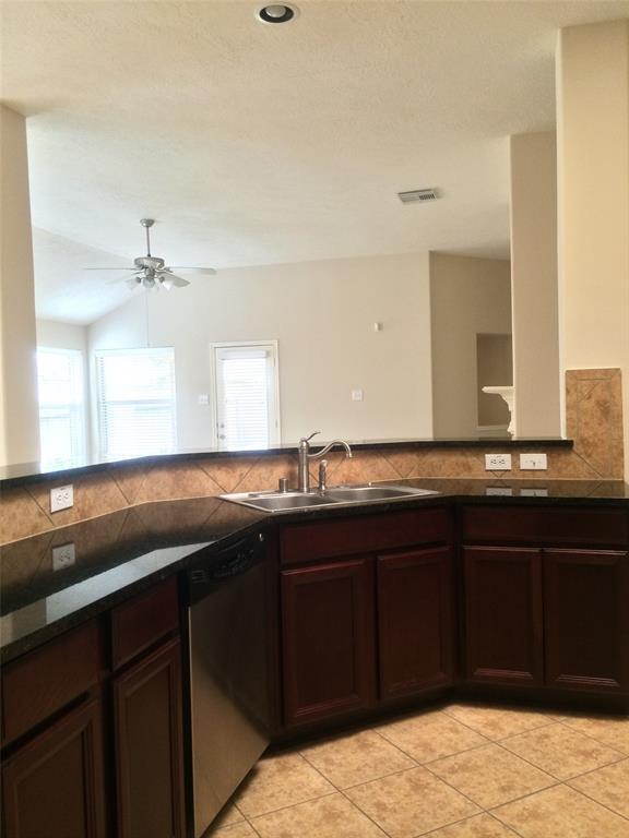Building Photo - 6018 Twin Creek