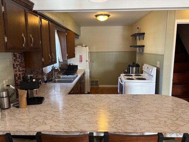 Foto del edificio - 211 27th St SE