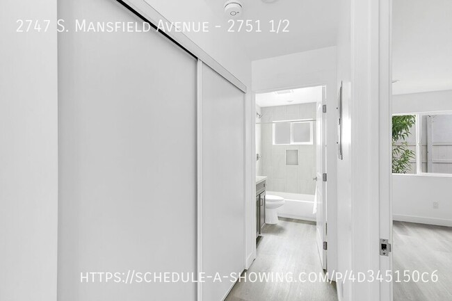 Building Photo - 2747 S Mansfield Ave