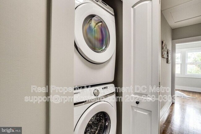 Foto del edificio - 304 Madison St NW