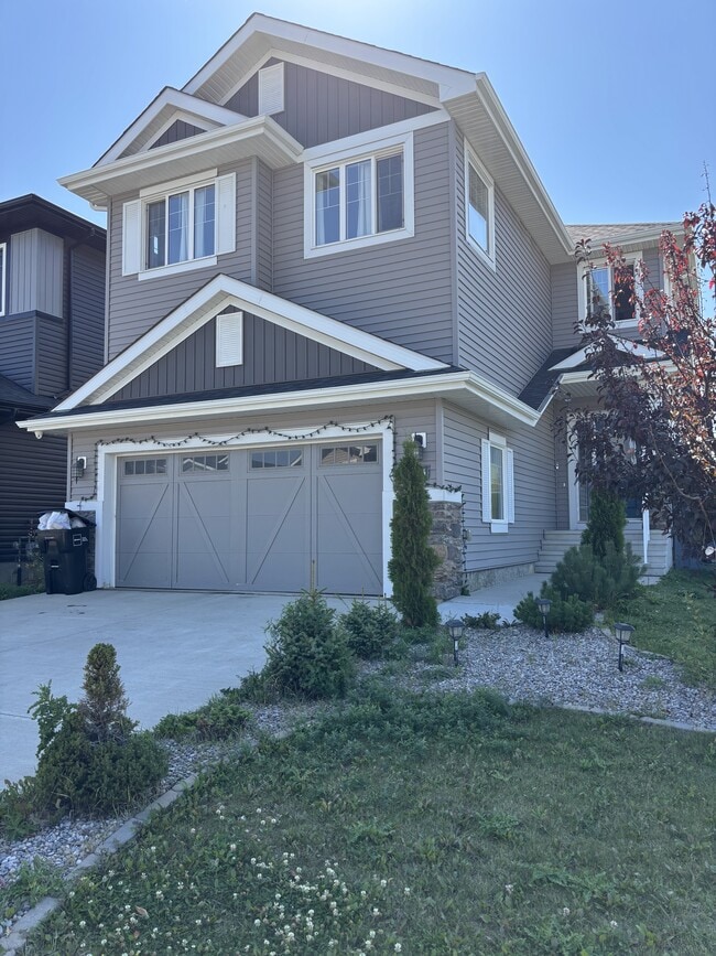 Building Photo - 8103 Gourlay Pl NW