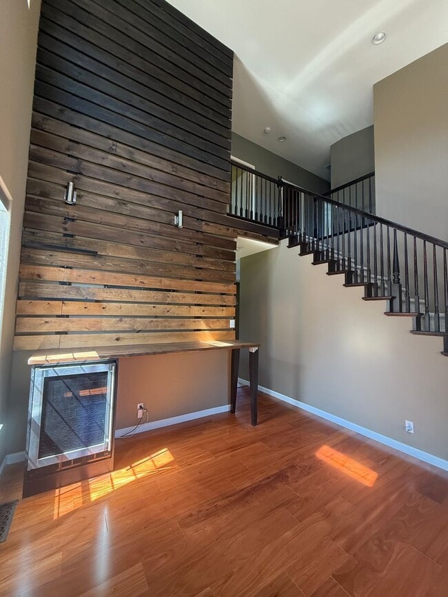 Building Photo - Beautiful 3-Bedroom, 2.5-Bath Home in Wind...