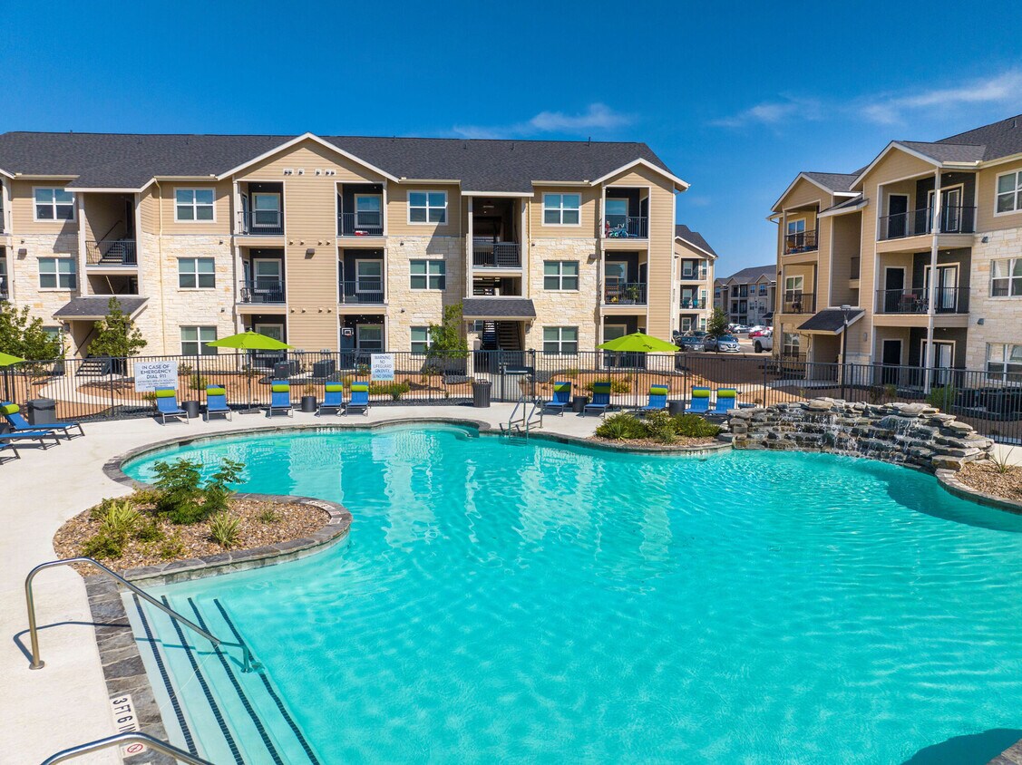 Clear Springs Apartments in New Braunfels, TX