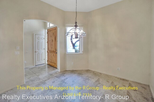 Foto del edificio - 3 br, 2 bath House - 352 S. Via De Los Ros...