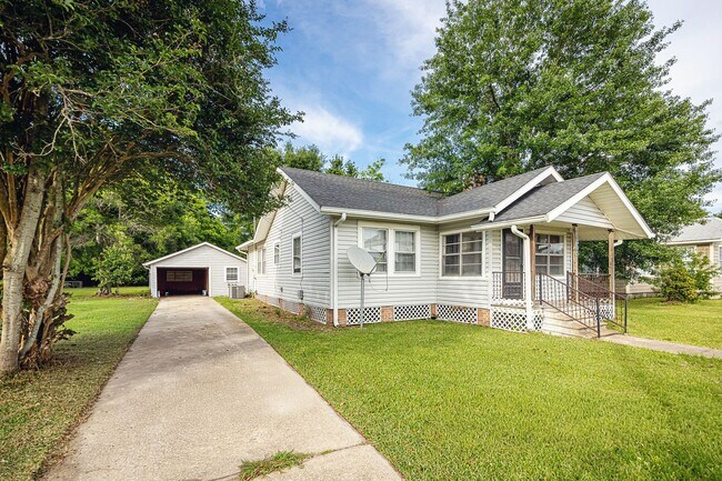 Foto del edificio - Cute 2 Bed 1 Bath in Pascagoula