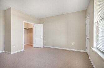 Building Photo - 2100 Haddonfield Rd