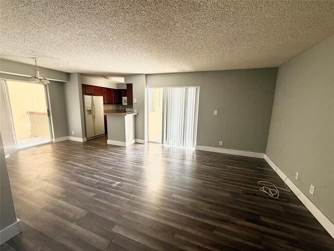 Building Photo - 7680 Westwood Dr