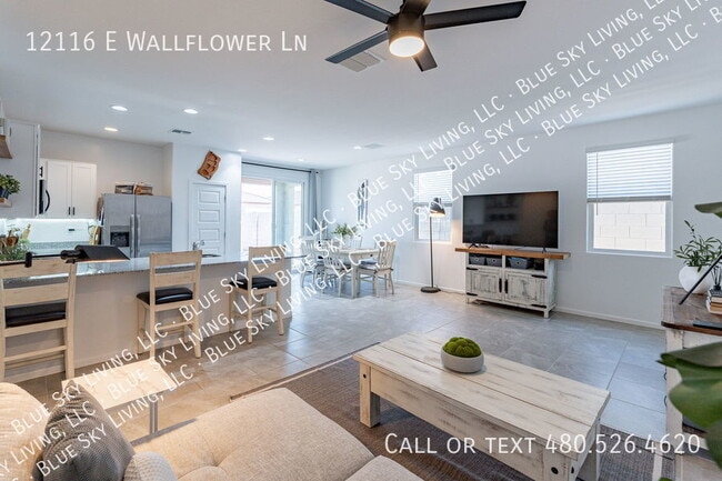 Foto del edificio - 12116 E Wallflower Ln