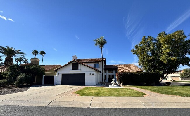 Foto del edificio - BEAUTIFUL 3 BEDROOM 3 BATH CORNER LOT WITH POOL AND LARGE BACKYARD NORTH SCOTTSDALE