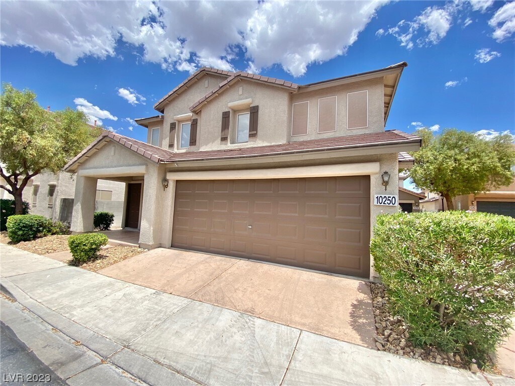 Primary Photo - 10250 Missouri Meadows St