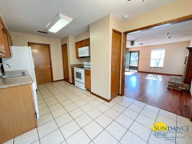 Foto del edificio - Great 3 Bedroom Home in Fort Walton Beach