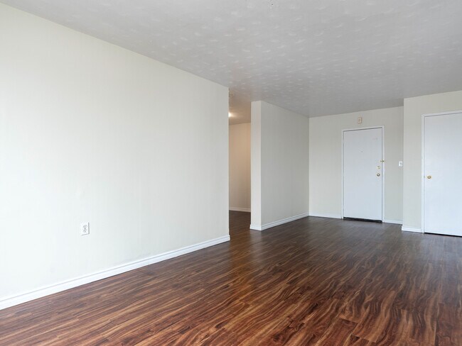 Building Photo - 16th Street Apartments