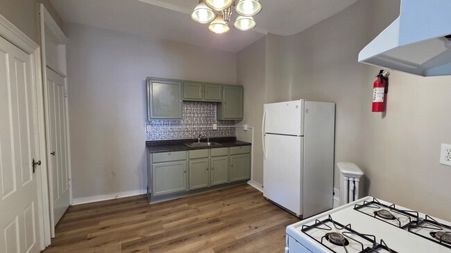 Foto del edificio - 363 Prairie St