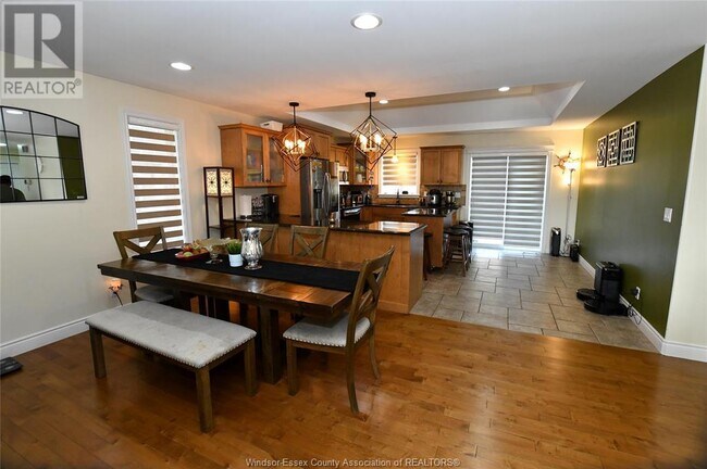 Building Photo - 3777 Deerbrook Dr