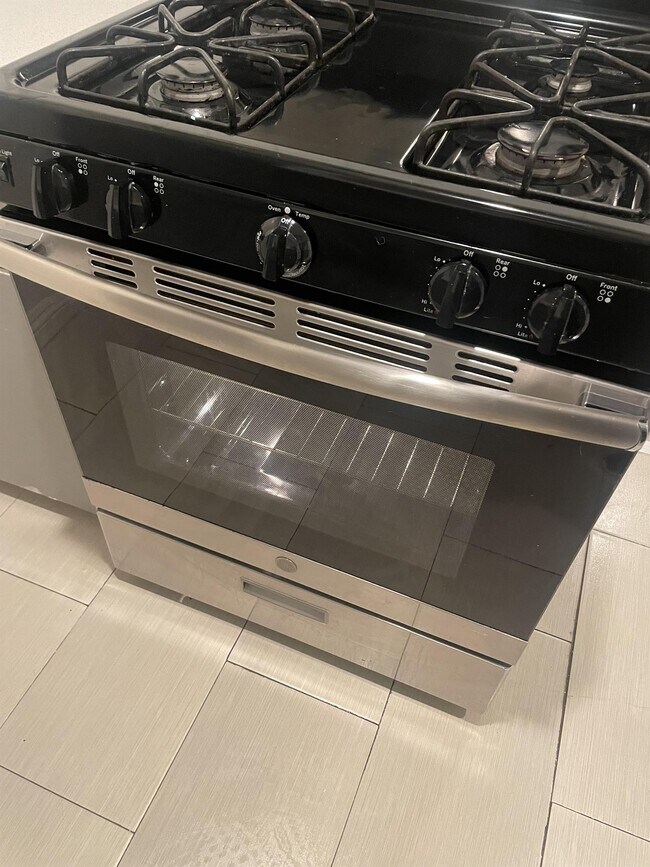 Building Photo - 7722 Chapman Ave