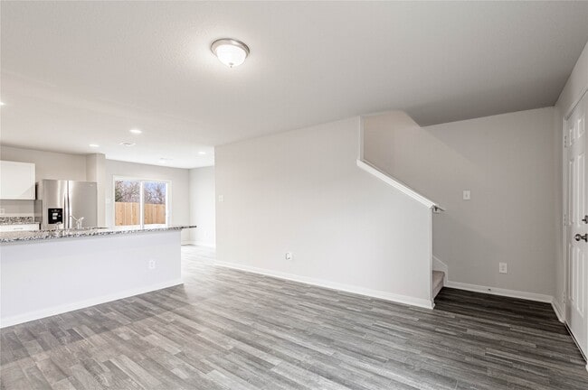 Foto del edificio - 406 Del Monte Dr