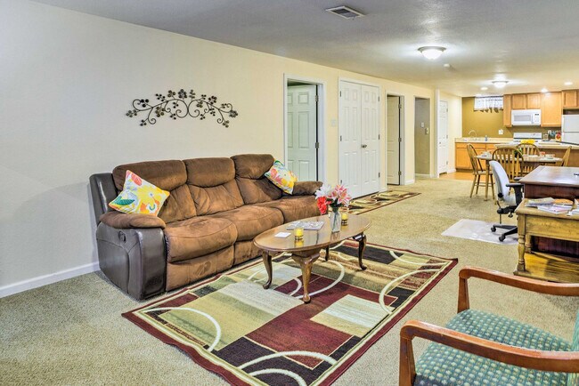 Foto del edificio - 3560 Dahlia St