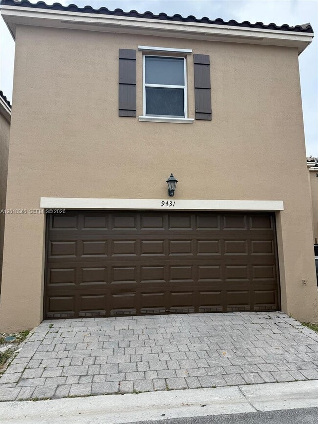 Building Photo - 9431 SW 172nd Ave