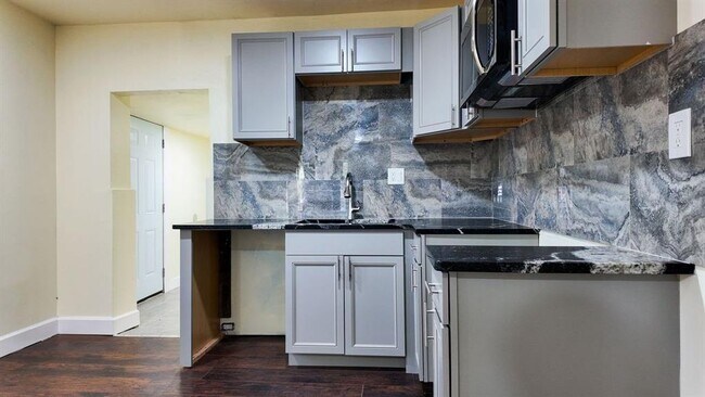 Foto del edificio - 3615 SW 40th St