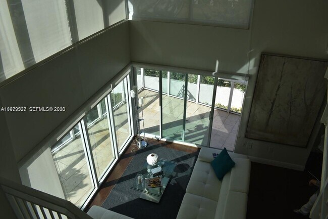 Foto del edificio - 1528 Brickell Ave