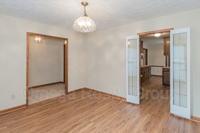 Foto del edificio - 2320 Sagewood Dr