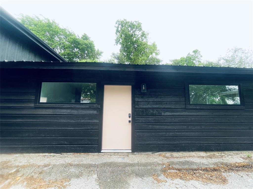 Foto principal - 7107 Guadalupe St