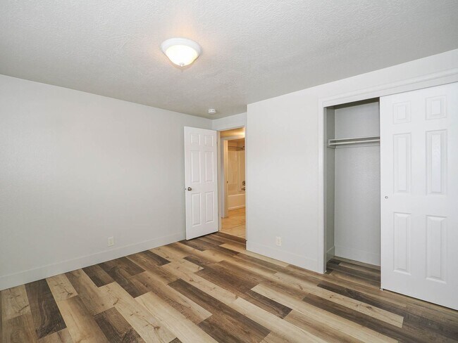 Building Photo - RES_NELSON_185