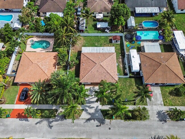 Foto del edificio - 13435 SW 257th Terrace