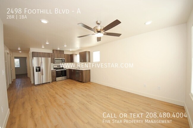 Foto del edificio - 2498 Foothill Blvd