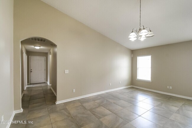 Foto del edificio - 515 E 55th St