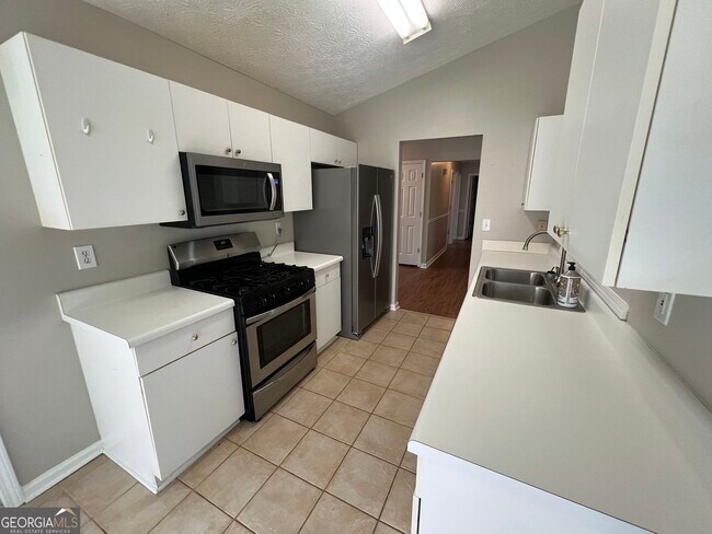 Foto del edificio - 3770 Oak Park Dr