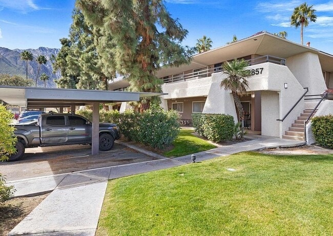 Foto del edificio - 2857 N Los Felices Rd