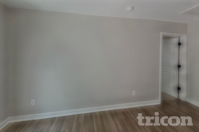 Building Photo - 456 Blairwood Ct