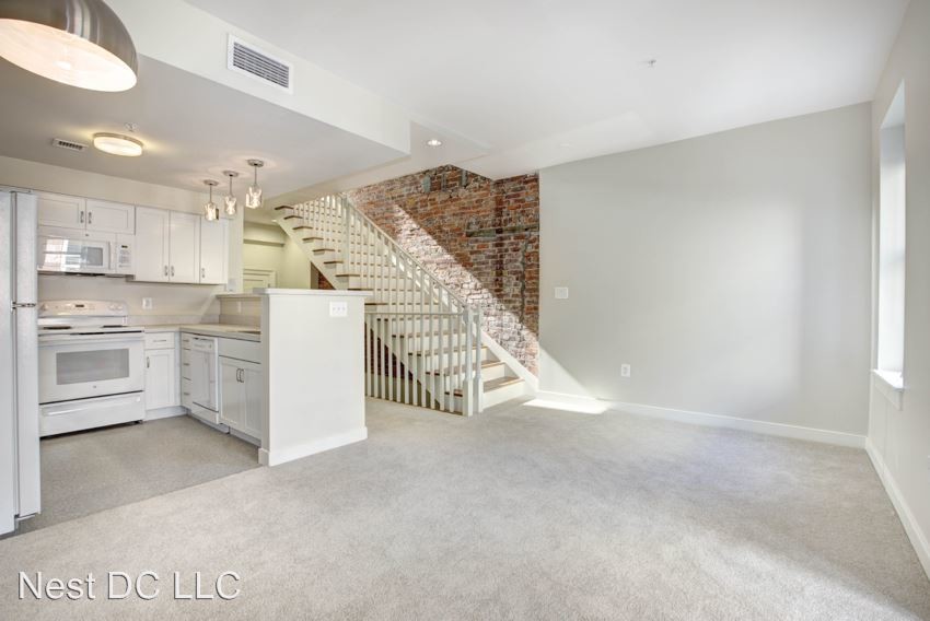 Primary Photo - 2146 F St NW
