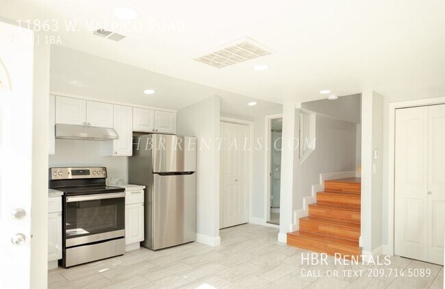 Building Photo - Casita/Cottage - 2 bedroom Tracy Home for ...
