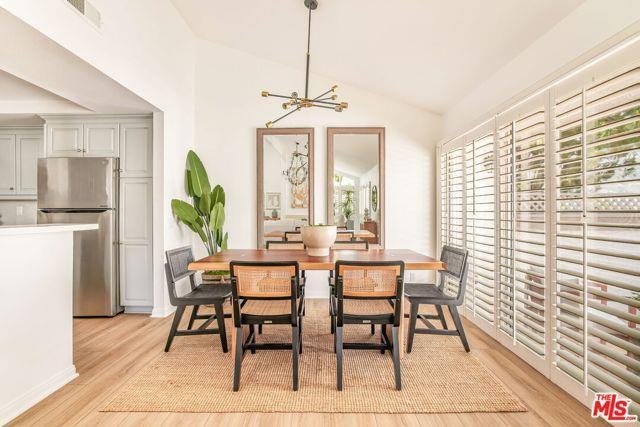Foto del edificio - 17140 Palisades Cir