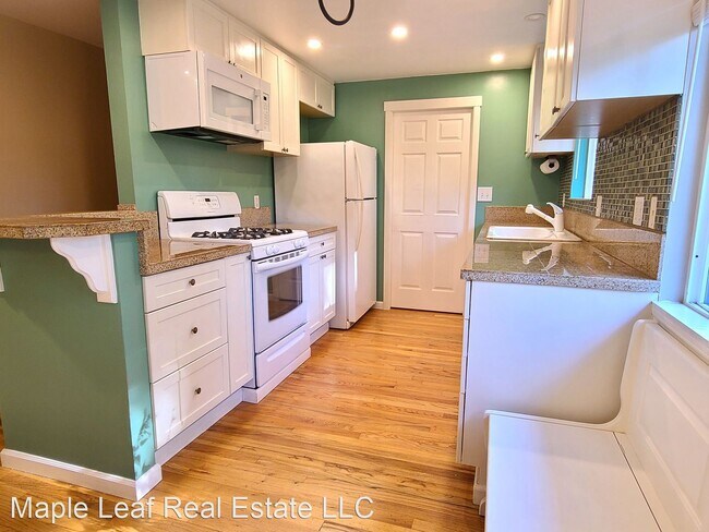 Building Photo - 3 br, 2 bath House - 11201 NE 112th St