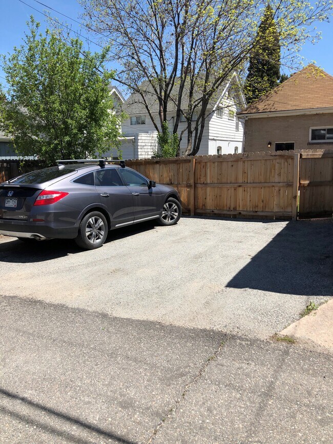off street parking - 1119 Milwaukee St