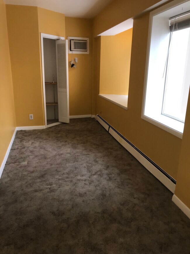 2nd bedroom - 1406 3rd Ave