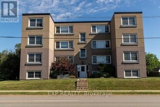 Building Photo - 143 Westchester Crescent