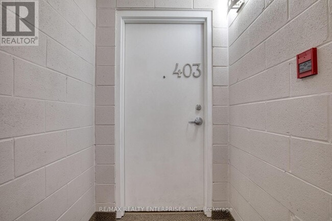 Photo du bâtiment - 36 Regina St N