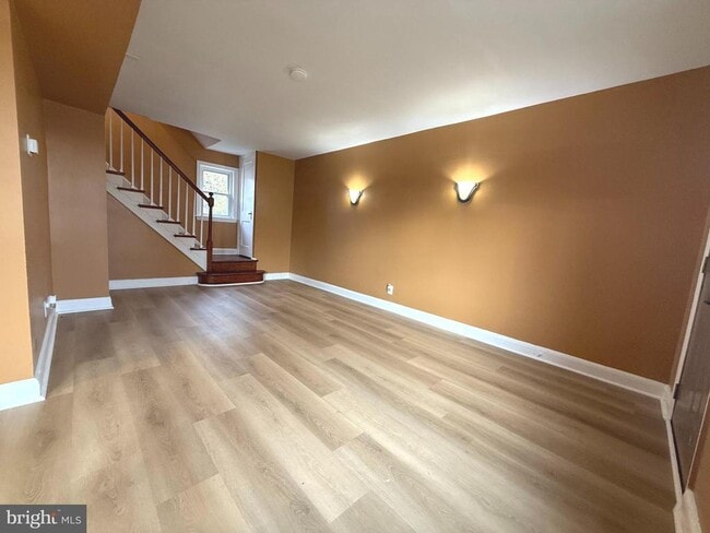 Building Photo - 804 Radnor Ave