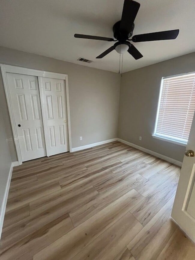 Foto del edificio - 4203 Silver Maple Ct