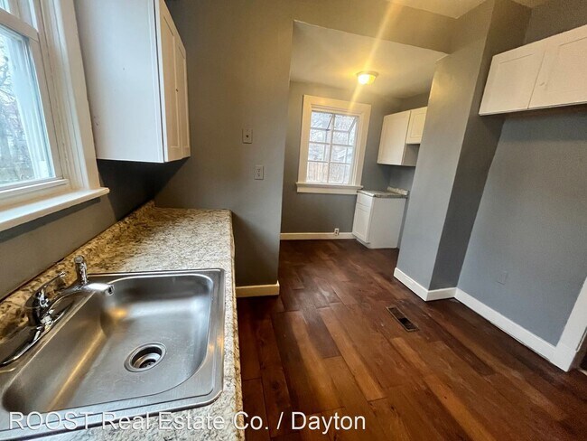 Building Photo - 3 br, 1 bath House - 43 W. Norman Avenue