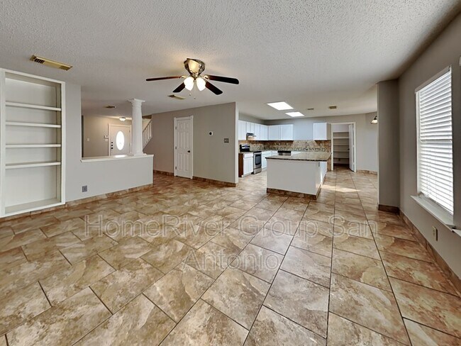Building Photo - 18542 Brigantine Creek