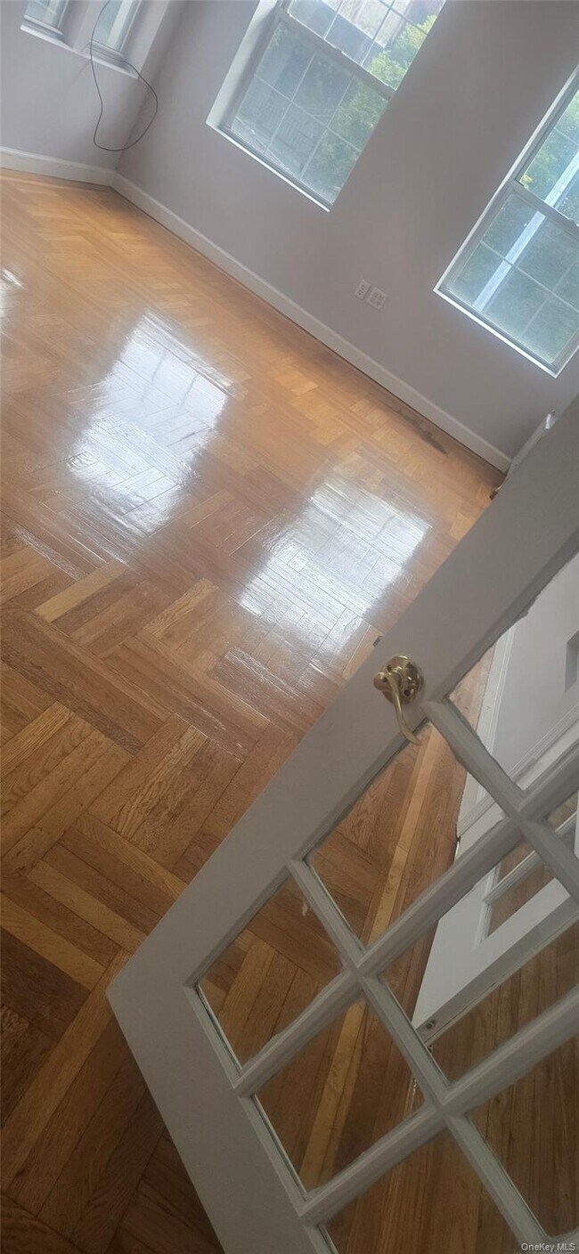 Foto del edificio - 125 W 227th St